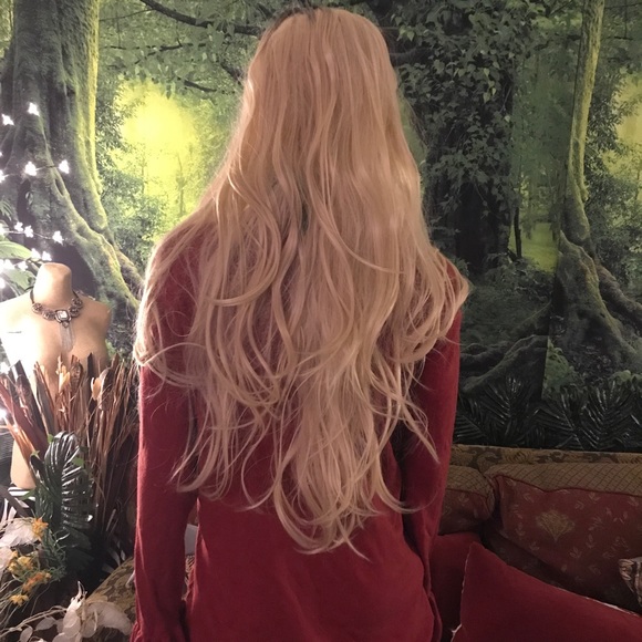 Emaline Blouse - Picture 2 of 16